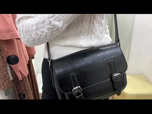 ❤️ אוננות פומבית של הכלבה הצעירה פרלברי עם דילדו בחדר המתאים סרטון אנאלי ב-iw.techkoala.top ️❤